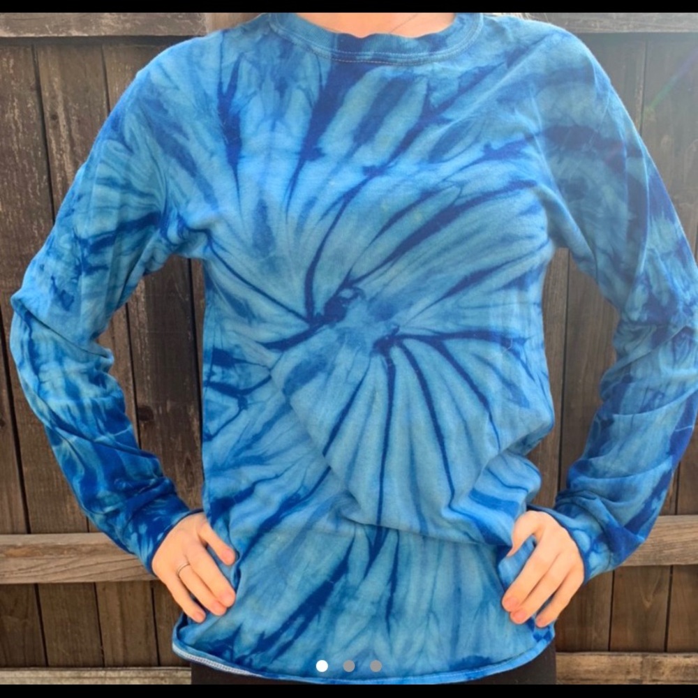 Blue tie dye save the whales long sleeve
